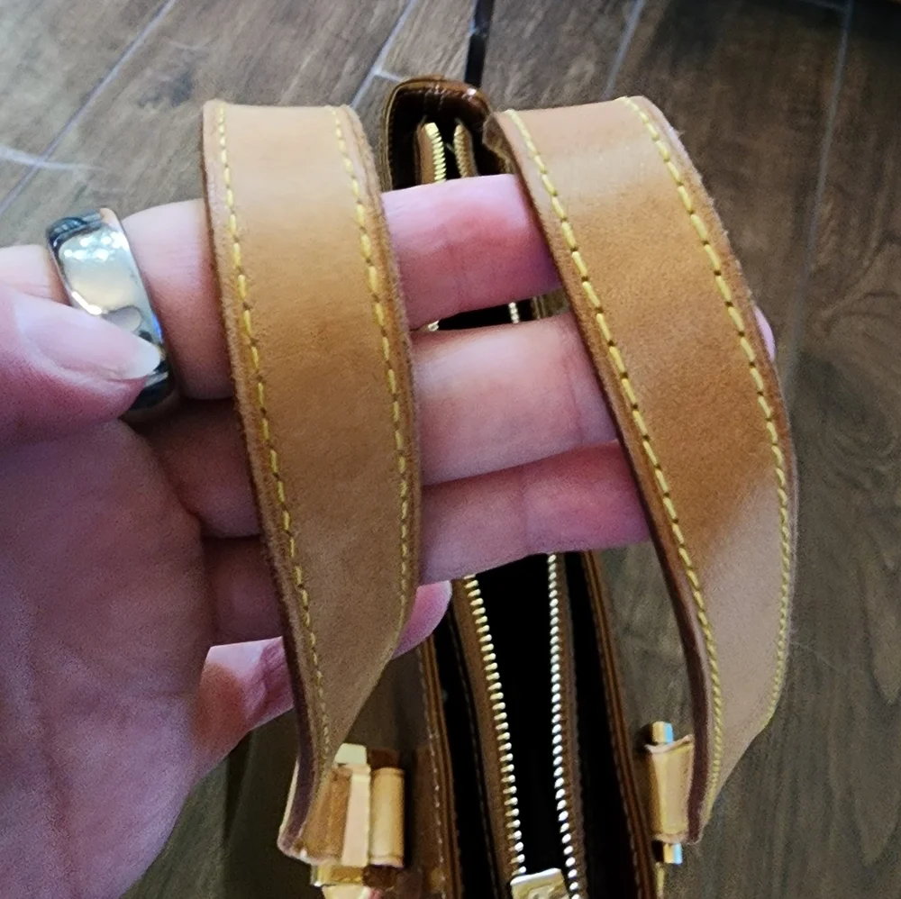 Louis Vuitton Vernis Houston Bag - Bronze - Picture 12 of 14